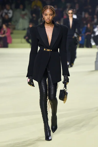Look 91
